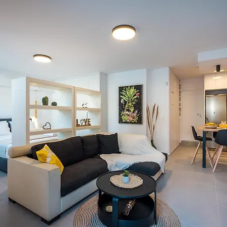 Margic Luxury Apartment Iraklio Exterior foto